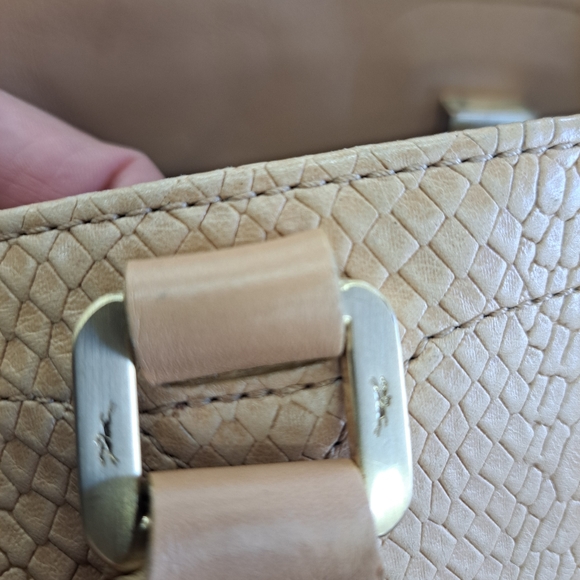 Longchamp Python embossed beish bag - Picture 4 of 16